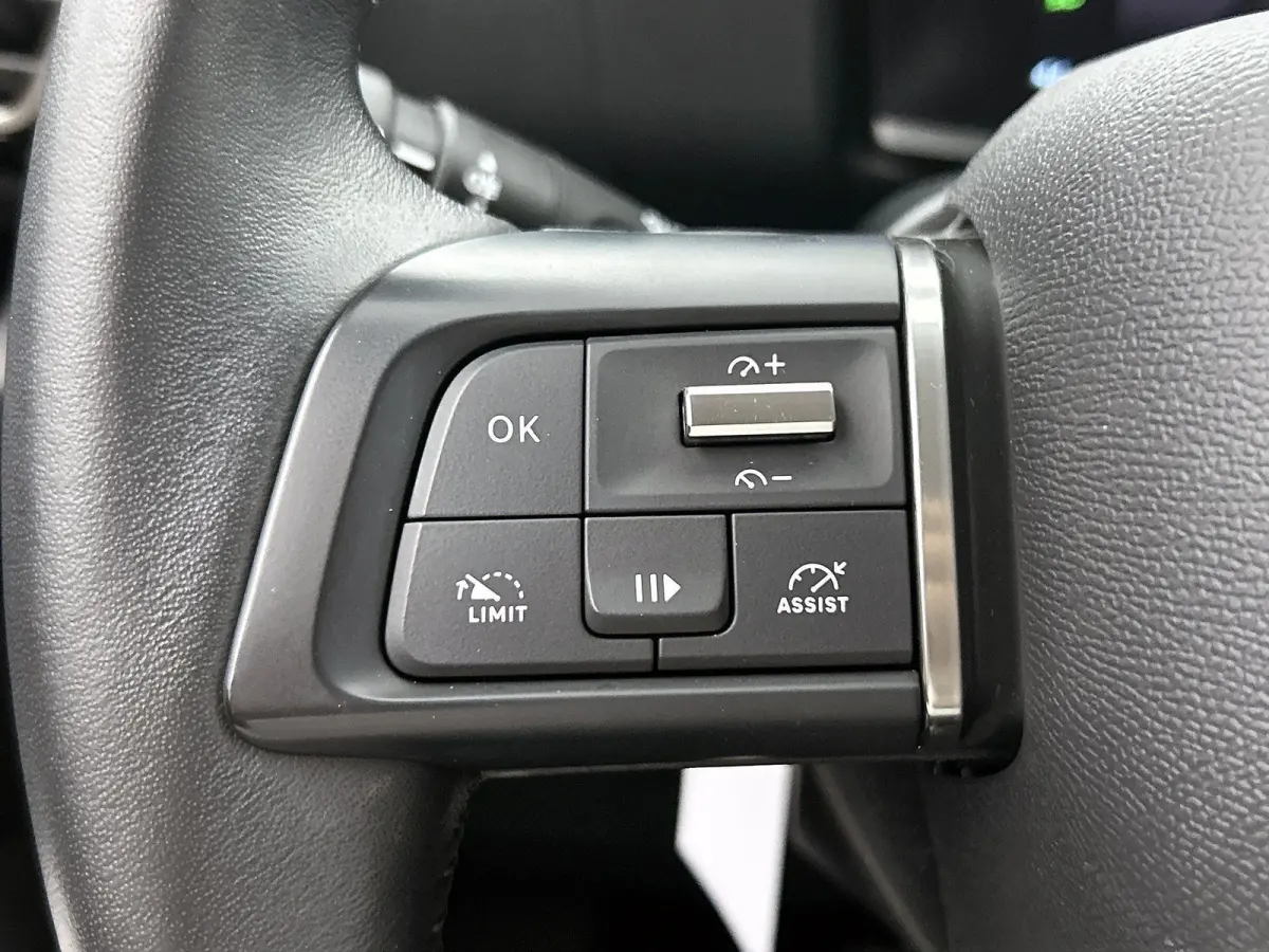 You 50 kWh 136pk | Accu 97% | Navigatie via Apple Carplay / Android Auto | Achteruitrijcamera | Climate Control | Cruise Control | Parkeersensoren | DAB+ radio | Armsteun | Stof/kunstlederen