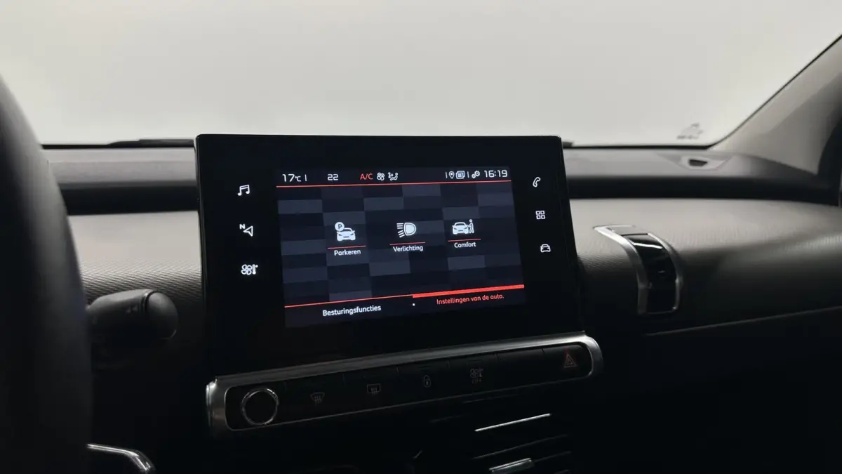 1.2 PureTech Feel CARPLAY CRUISE NAVIGATIE ECC.