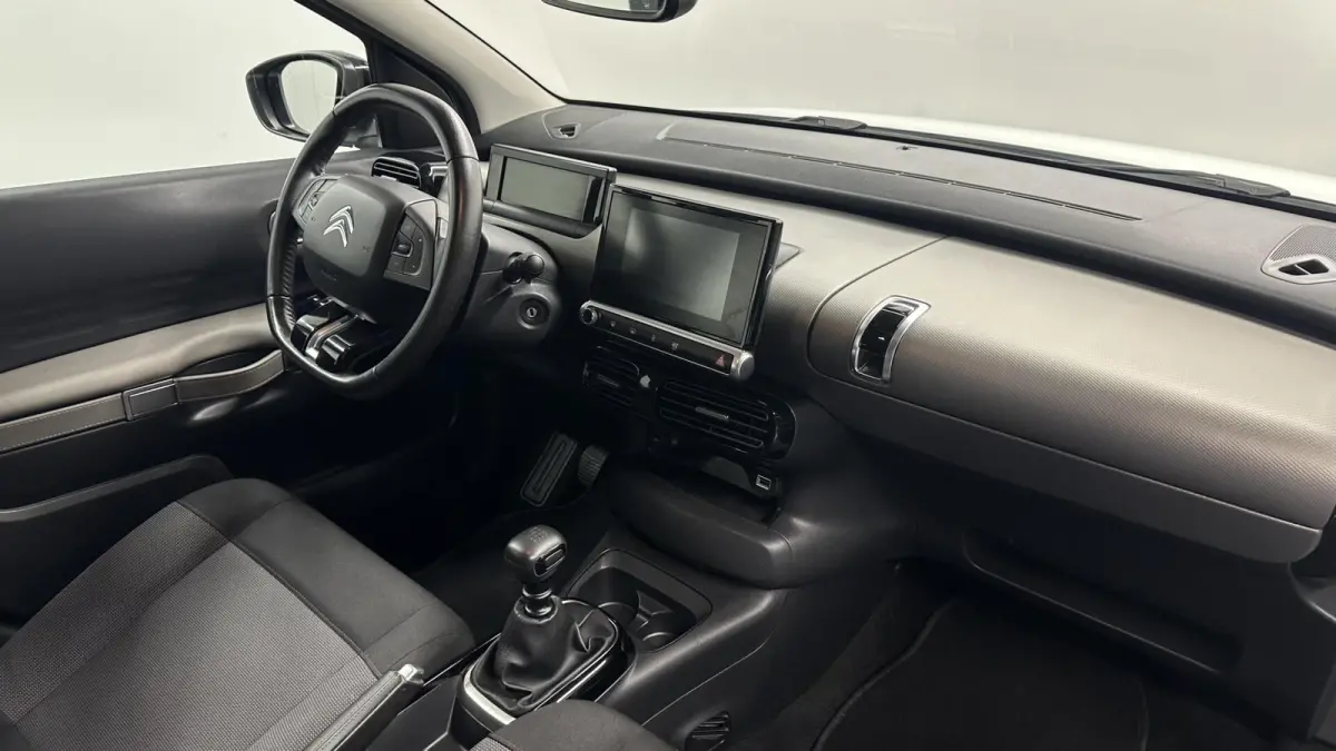 1.2 PureTech Feel CARPLAY CRUISE NAVIGATIE ECC.