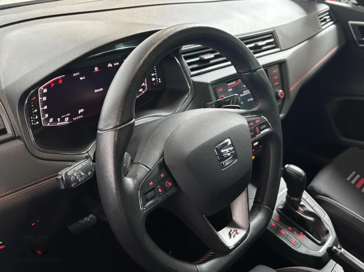1.0 TSI 115 pk DSG FR Buss Intense | Navi | Virtual | Cruise | Camera | PDC | CarPlay | 18" | Clima | Org NL |