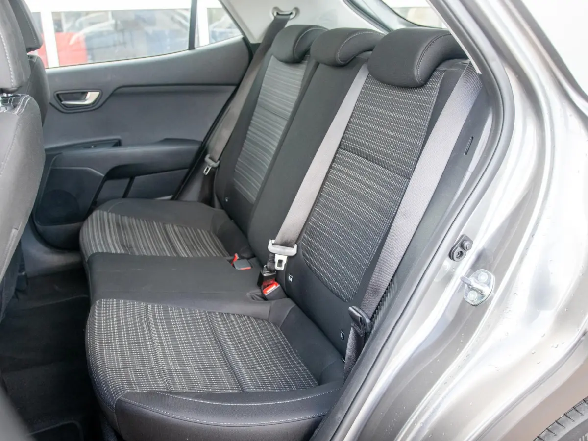 1.0 T-GDi MHEV DynamicLine