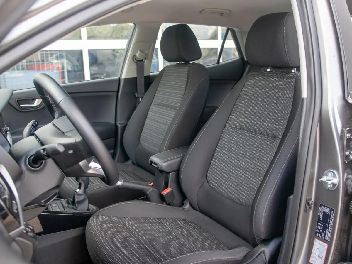 1.0 T-GDi MHEV DynamicLine