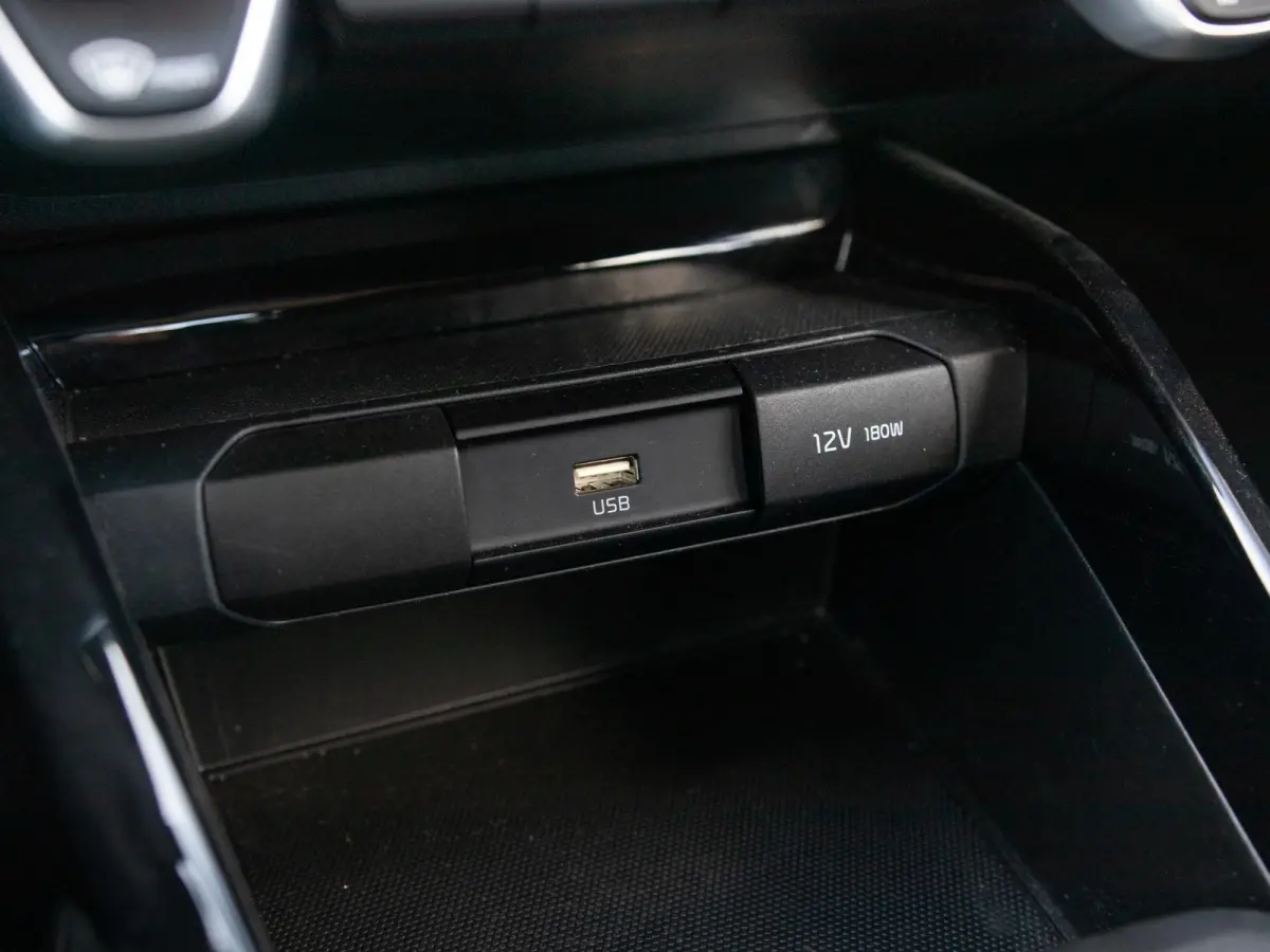 1.0 T-GDi MHEV DynamicLine