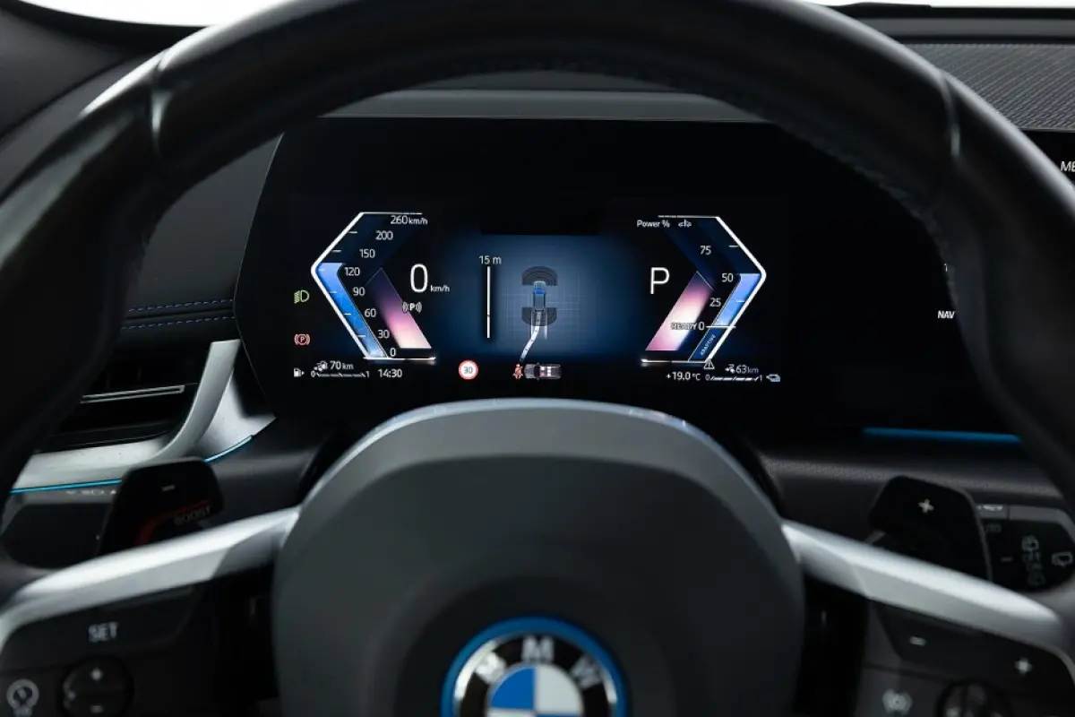xDrive30e M Sport | harman/kardon | EL. STOELEN | 360 Camera | Head-Up | PHEV