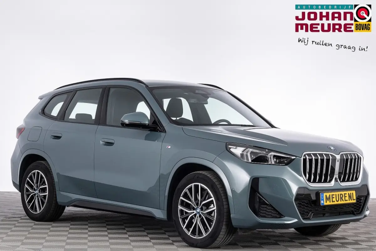 xDrive30e M Sport | harman/kardon | EL. STOELEN | 360 Camera | Head-Up | PHEV