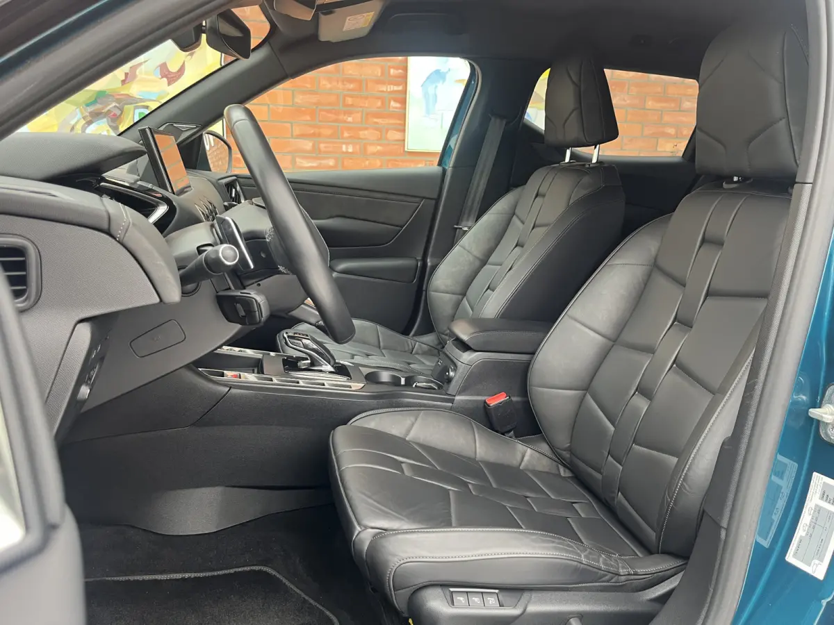 PureTech 130 EAT8 Grand Chic | Stoelverwarming | Leder | Adaptive Cruise Control | Head-up display | Keyless | Elektrisch verstelbare stoelen |