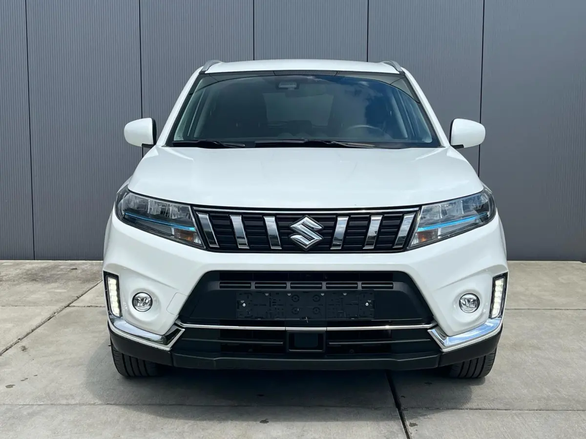 1.5 Hybrid Select Automaat | Adaptive Cruise | Camera | Climate Control | Keyless | Stoelverwarming |