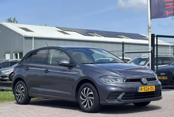 1.0 TSI Life Adaptive Cruise,CLima,Carplay