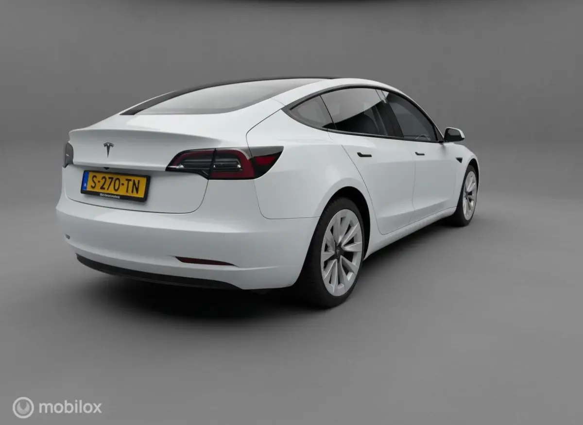RWD Standard Plus 60 kWh LFP | SOH 90,3% | BTW-auto | AMD Ryzen | Warmtepomp | APK 04/2027