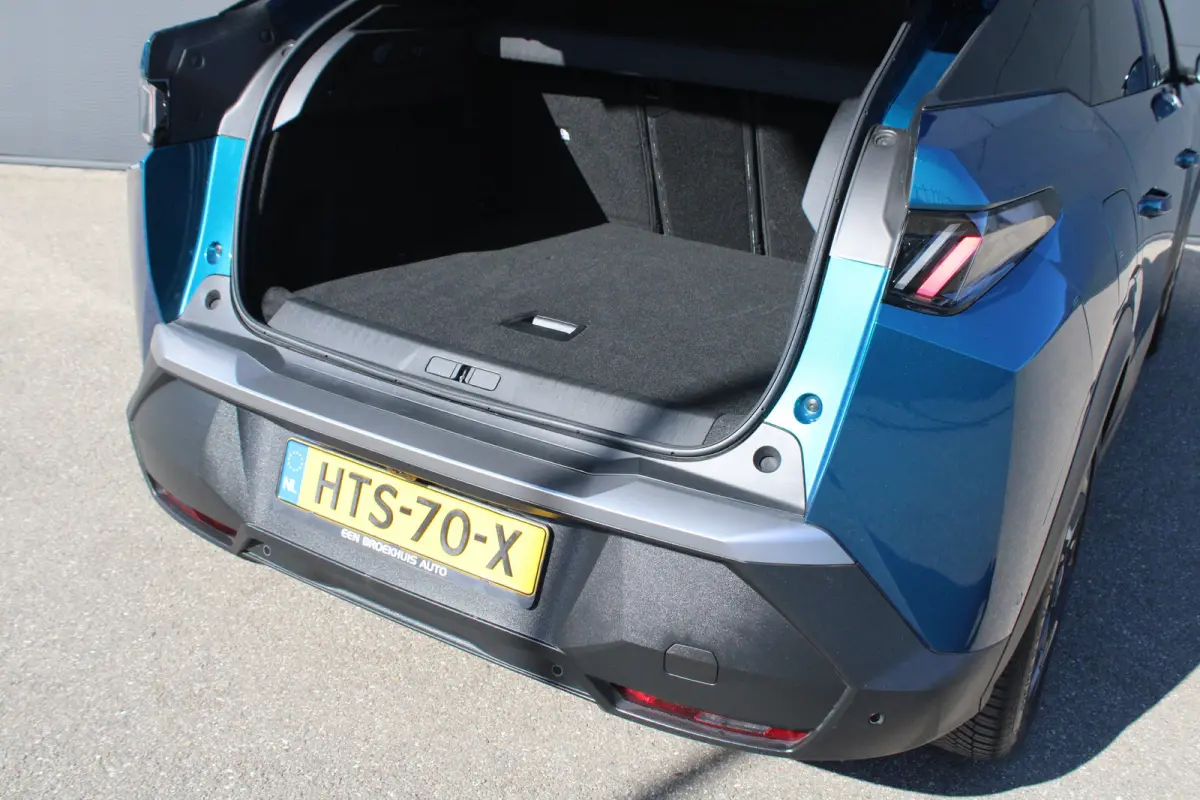 1.6 plug-in Hybrid 195 Allure | Automaat | Navigatie | Panorama/schuifdak | Camera | All season | NL auto | 9.750km |