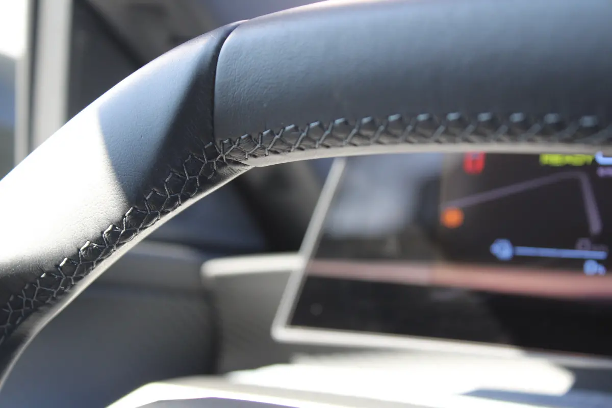 1.6 plug-in Hybrid 195 Allure | Automaat | Navigatie | Panorama/schuifdak | Camera | All season | NL auto | 9.750km |