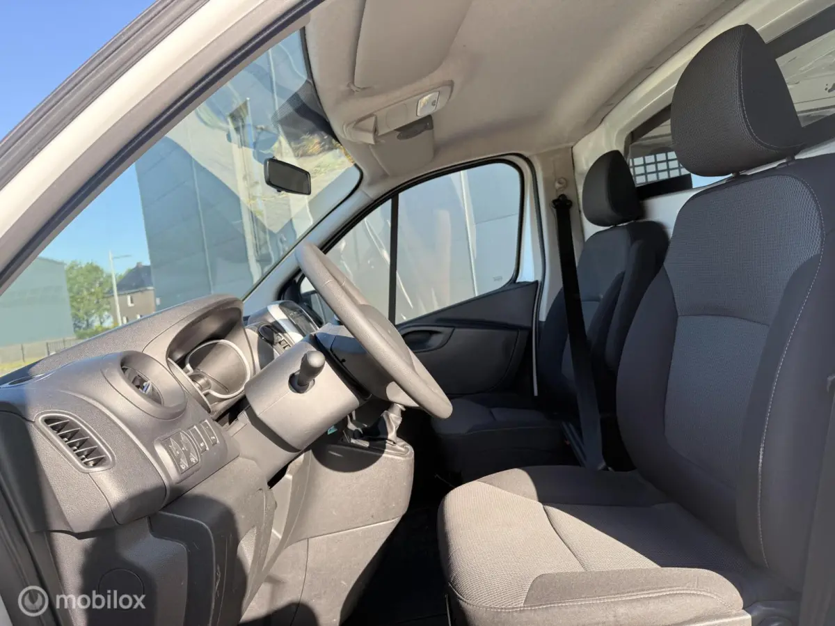 bestel 2.0 dCi 120 T29 L1H1 Comfort