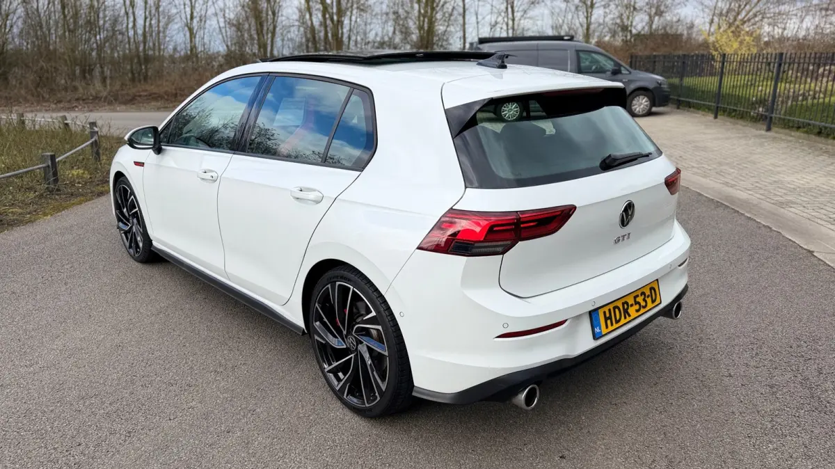 2.0 TSI GTI Panoramadak Leer Stoelverwarming/Verkoeling Camera Keyless entry