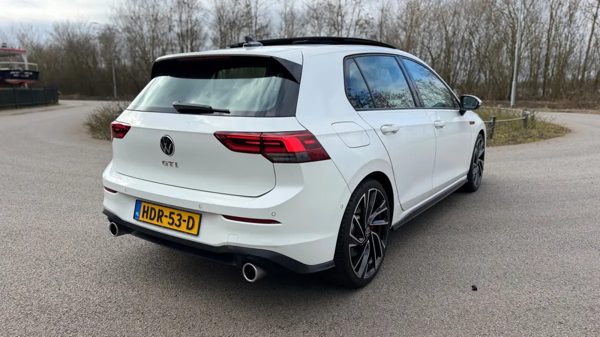 2.0 TSI GTI Panoramadak Leer Stoelverwarming/Verkoeling Camera Keyless entry
