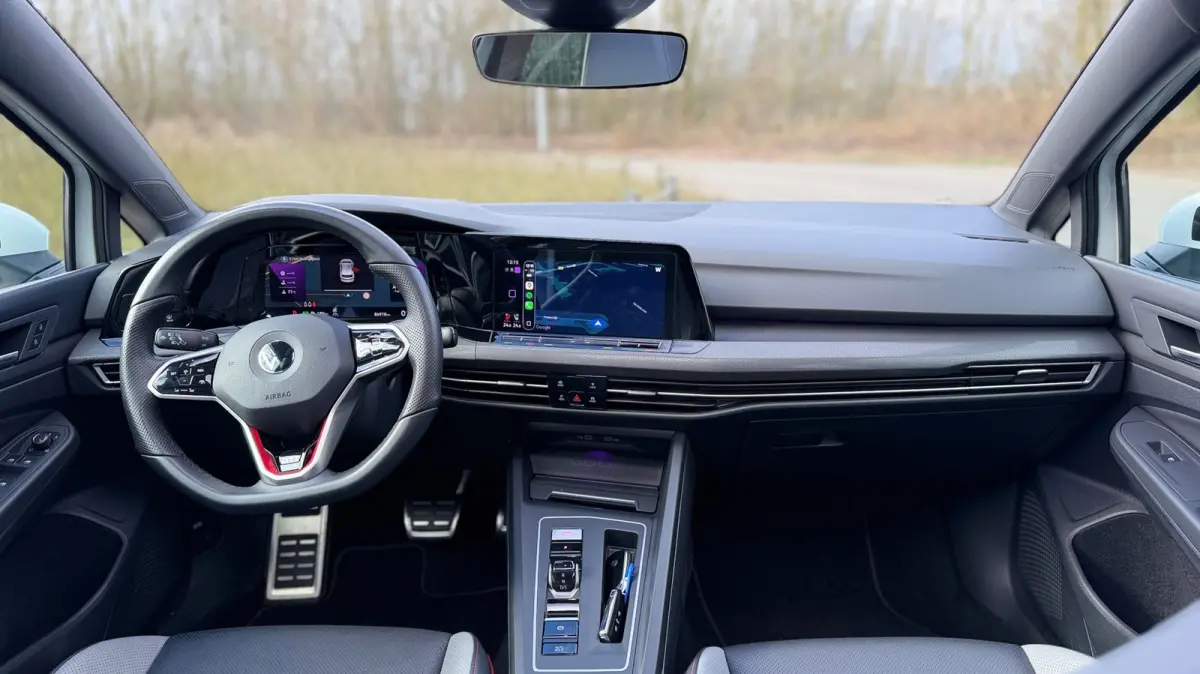 2.0 TSI GTI Panoramadak Leer Stoelverwarming/Verkoeling Camera Keyless entry