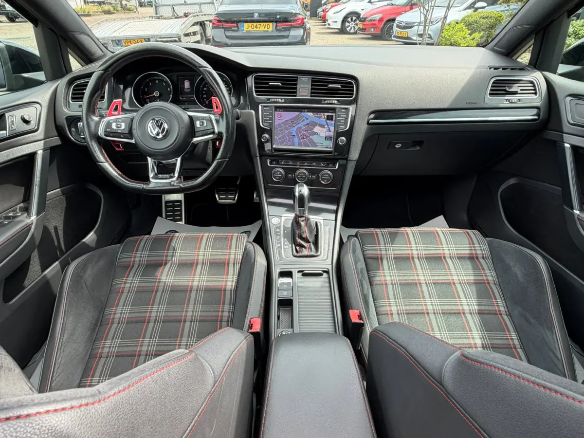 2.0 TSI GTI Performance l PANO