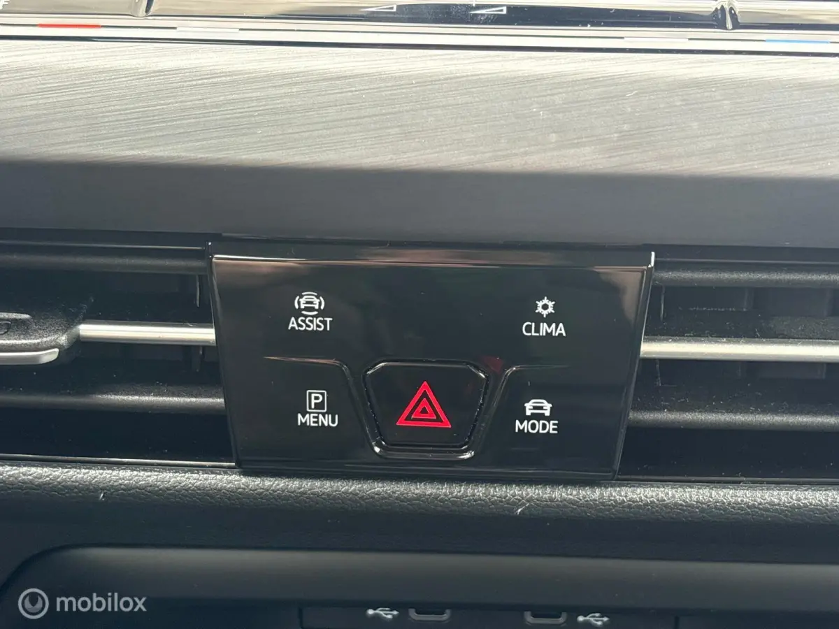 1.4 eHybrid Style|MASSAGE|STOEL/STUUR.VERW