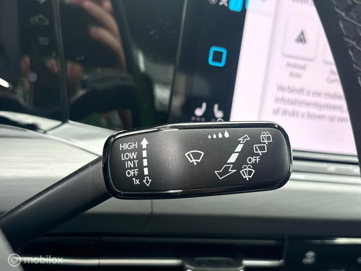 1.4 eHybrid Style|MASSAGE|STOEL/STUUR.VERW