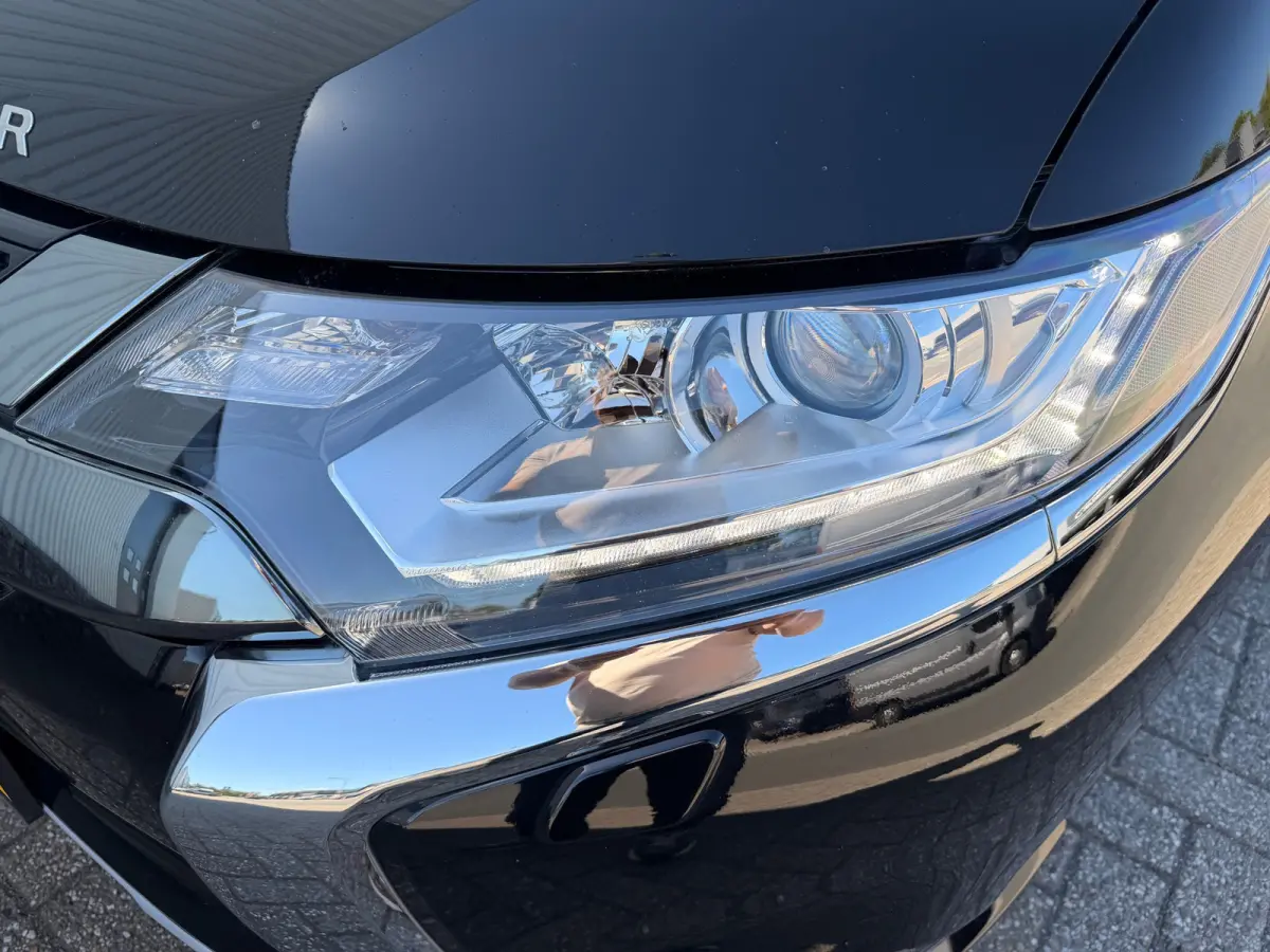 2.4 PHEV AWD PURE PLUG IN HYBRIDE CAMERA CARPLAY LED-XENON