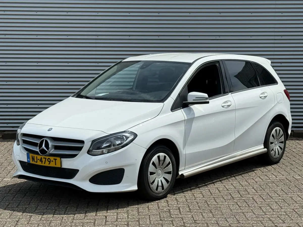 220 d Ambition / NW APK / LAGE KM STAND / INRUIL MOG.