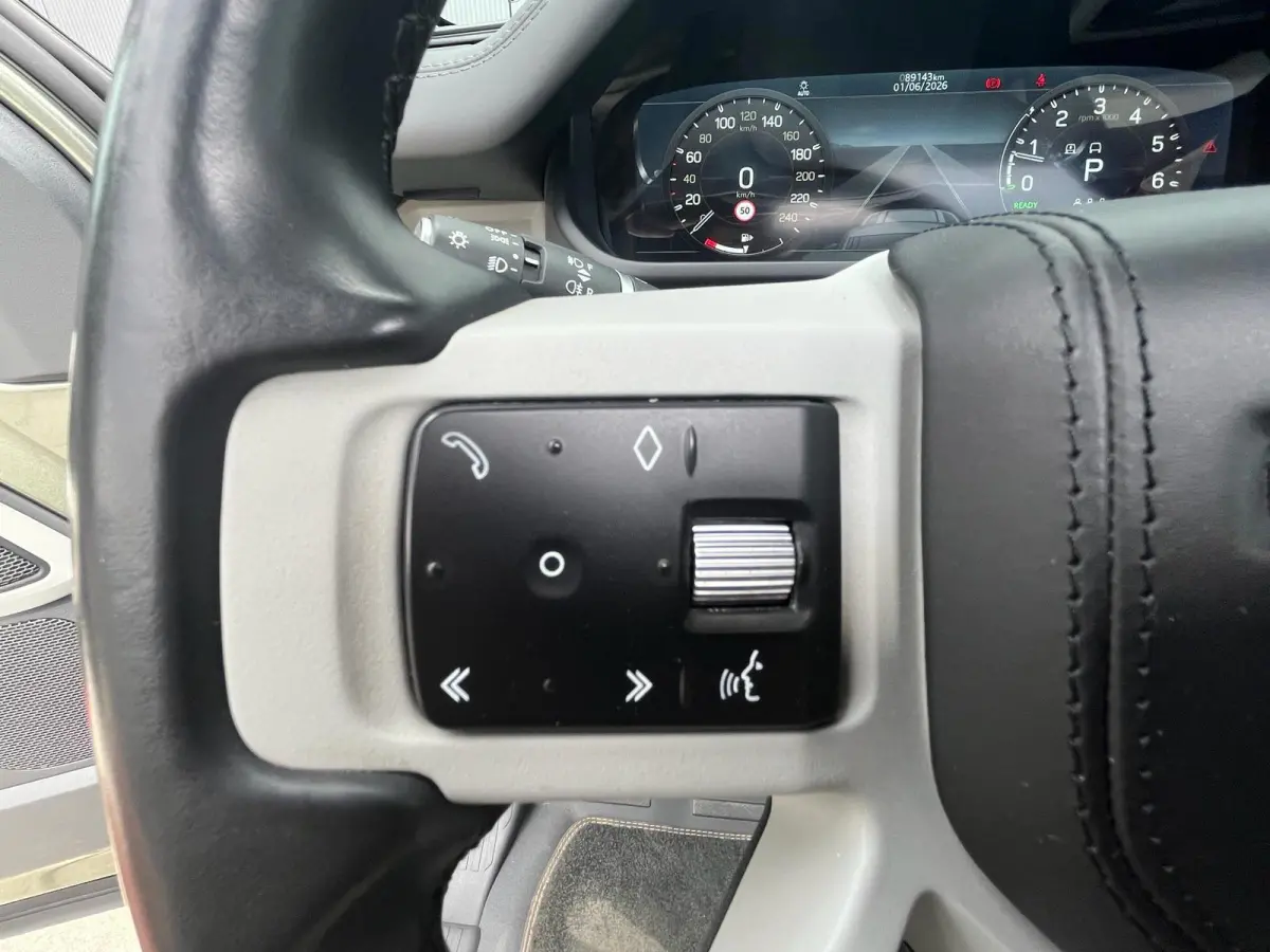 2.0 P400e 110 X-Dynamic HSE | Elek. Trekhaak | Meridian Audio | Panoramadak | Stoel Koeling & Verwarming |