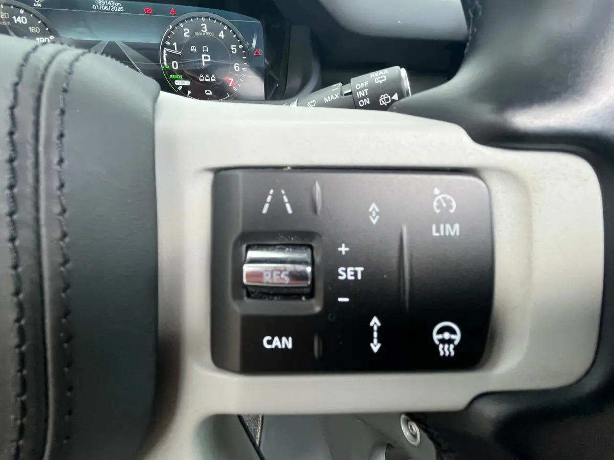 2.0 P400e 110 X-Dynamic HSE | Elek. Trekhaak | Meridian Audio | Panoramadak | Stoel Koeling & Verwarming |