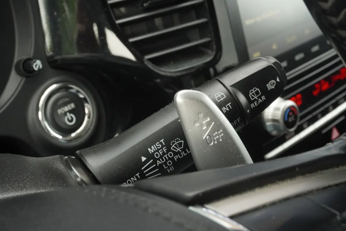 2.4 PHEV 4WD Pure 240PK / Carplay / Camera / stoel-verw / 45.KM Act.radius / 1500.KG Trekgewicht / = SUPER !!