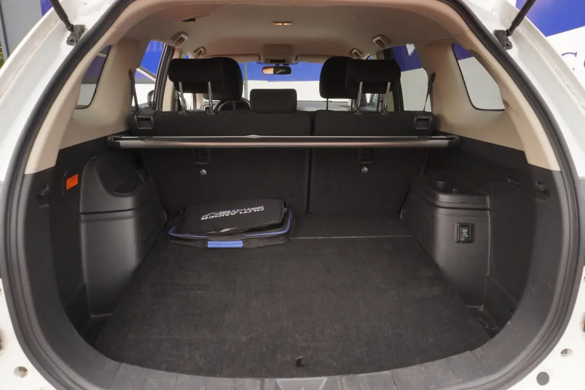 2.4 PHEV 4WD Pure 240PK / Carplay / Camera / stoel-verw / 45.KM Act.radius / 1500.KG Trekgewicht / = SUPER !!