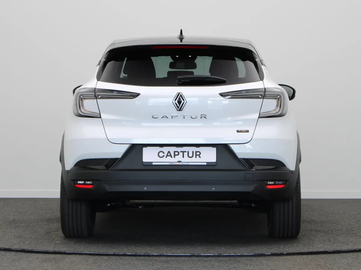E-Tech full hybrid 160pk techno | Vijf jaar garantie | Stoel- en stuurwielverwarming | Achteruitrijcamera |