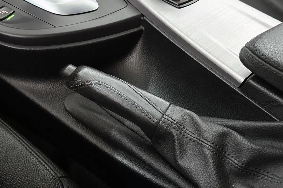 318i Luxury Edition Elektrische Trekhaak HiFi Groot Navigatie