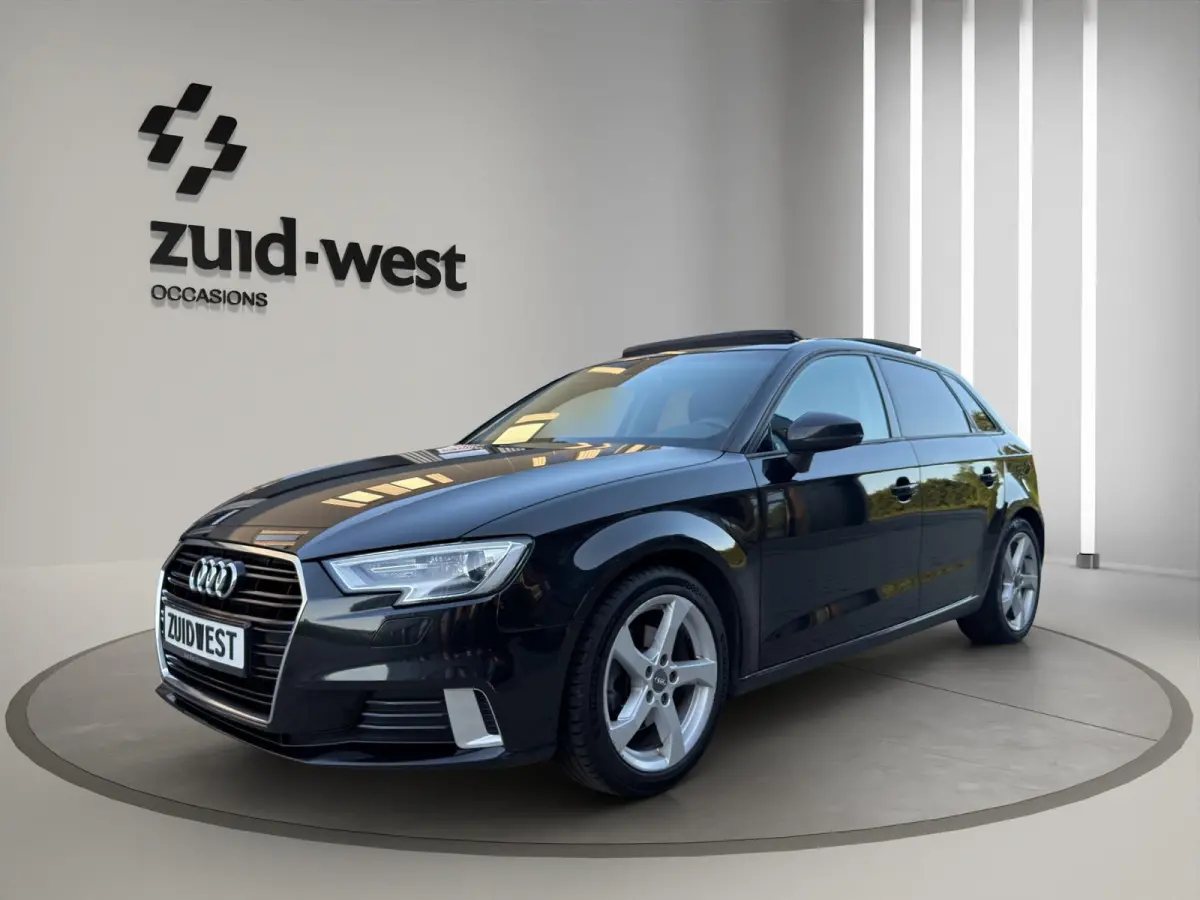 1.0 30 TFSi Sport Pano Clima Cruise