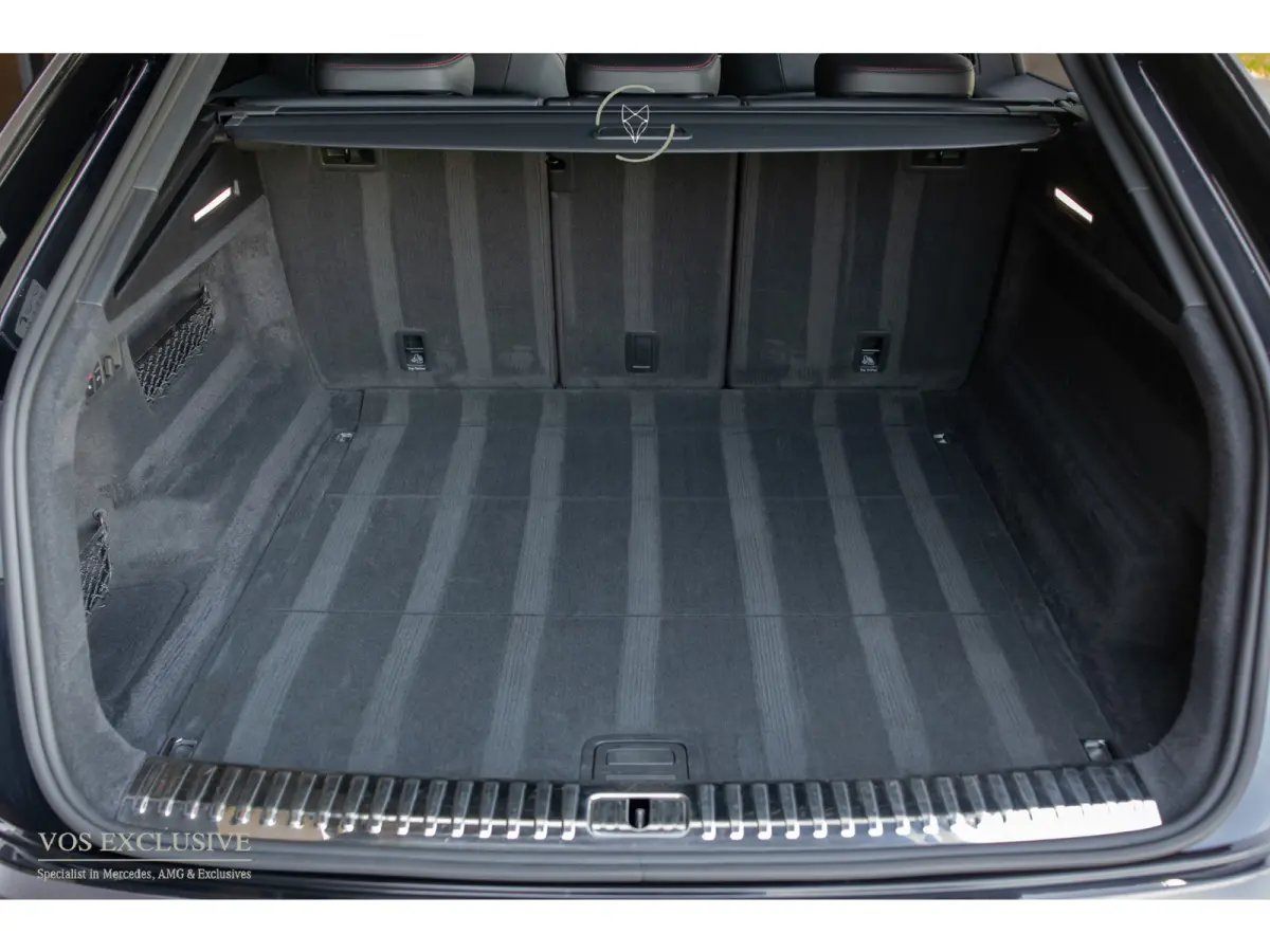 4.0 TFSI RS Q8 Quattro BTW|Massage|B&O 3D Advanced|HUD|Standkachel|23''|4-wielsturing|Trekhaak|Softclose