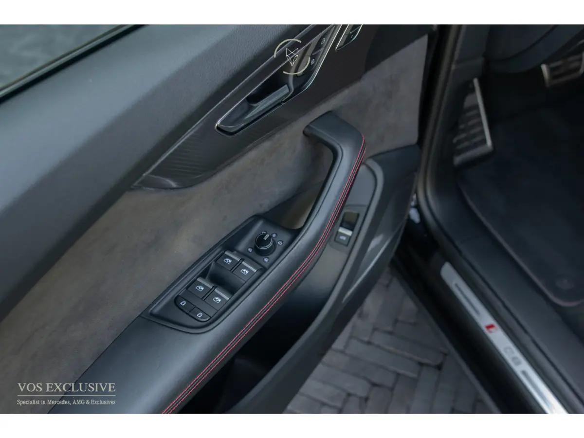 4.0 TFSI RS Q8 Quattro BTW|Massage|B&O 3D Advanced|HUD|Standkachel|23''|4-wielsturing|Trekhaak|Softclose