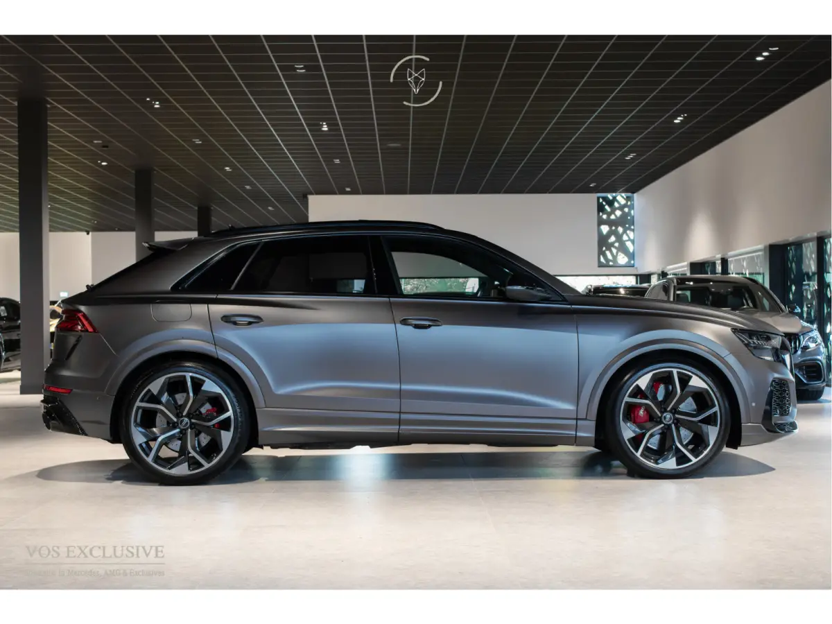 4.0 TFSI RS Q8 Quattro BTW|Massage|B&O 3D Advanced|HUD|Standkachel|23''|4-wielsturing|Trekhaak|Softclose