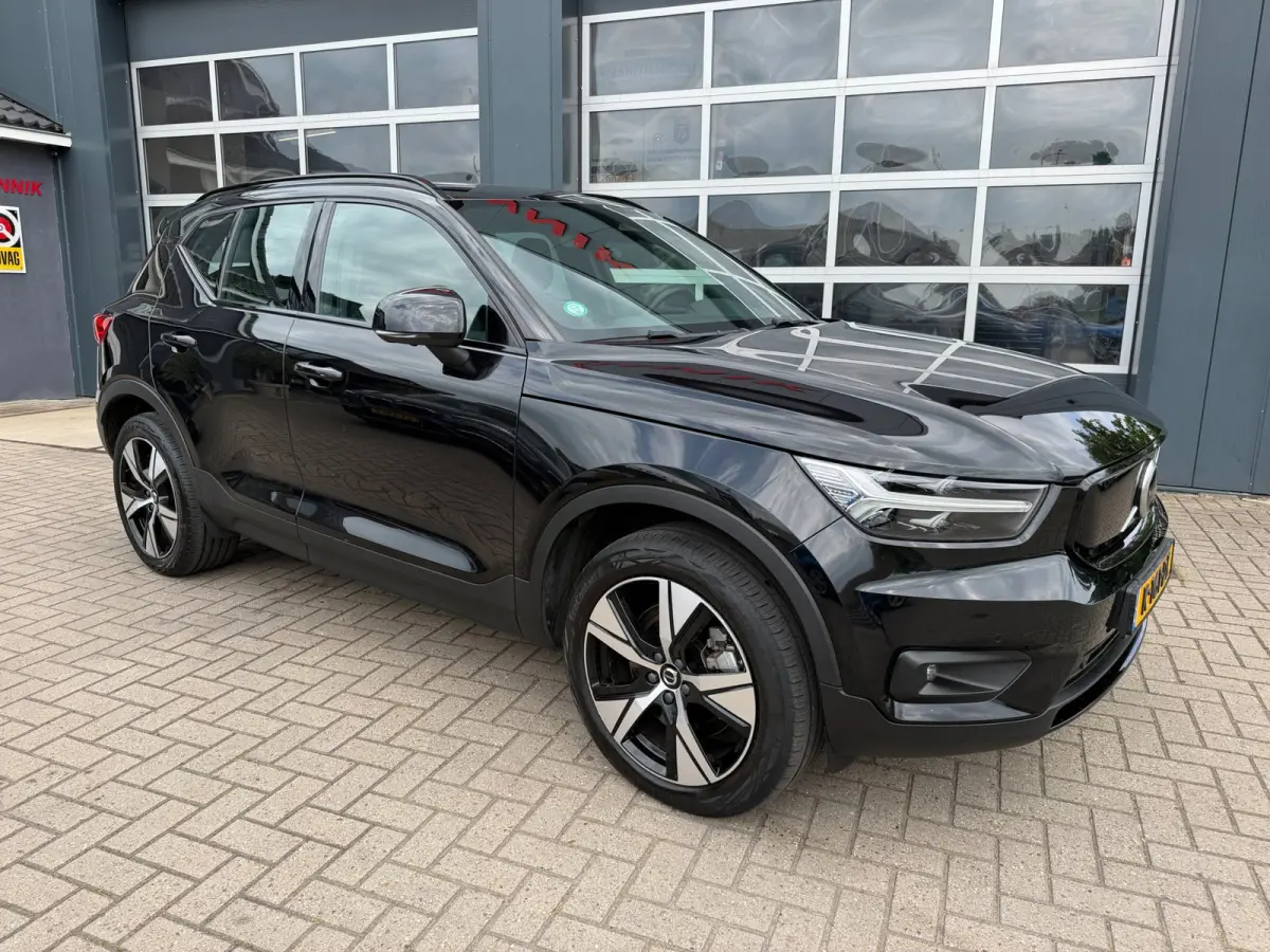 P8 AWD R-Design / SOH 93% / Pano / 360 CAM / 400PK / Harman & Kardon / 1e Eigenaar.
