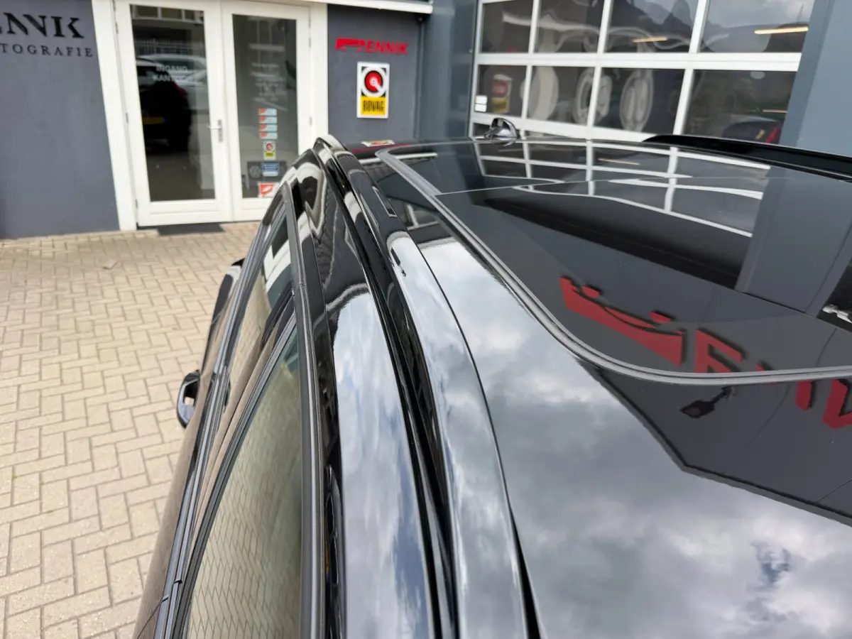 P8 AWD R-Design / SOH 93% / Pano / 360 CAM / 400PK / Harman & Kardon / 1e Eigenaar.