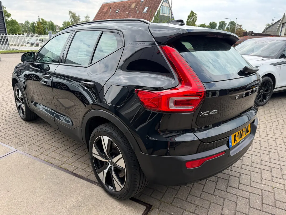 P8 AWD R-Design / SOH 93% / Pano / 360 CAM / 400PK / Harman & Kardon / 1e Eigenaar.