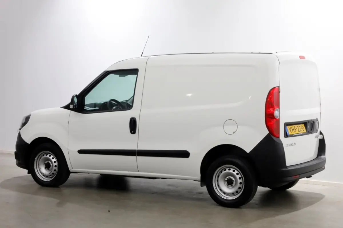 1.6 MultiJet 105pk L1H1 Airco/Navi 10-2020