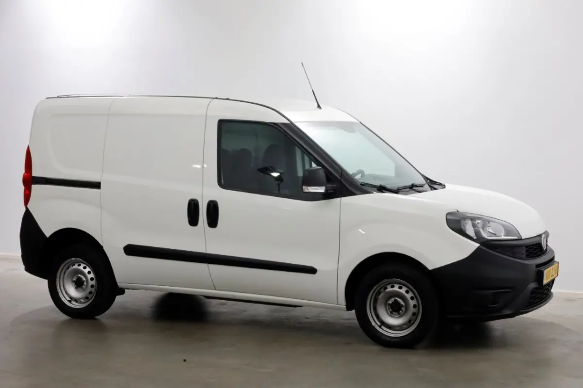 1.6 MultiJet 105pk L1H1 Airco/Navi 10-2020