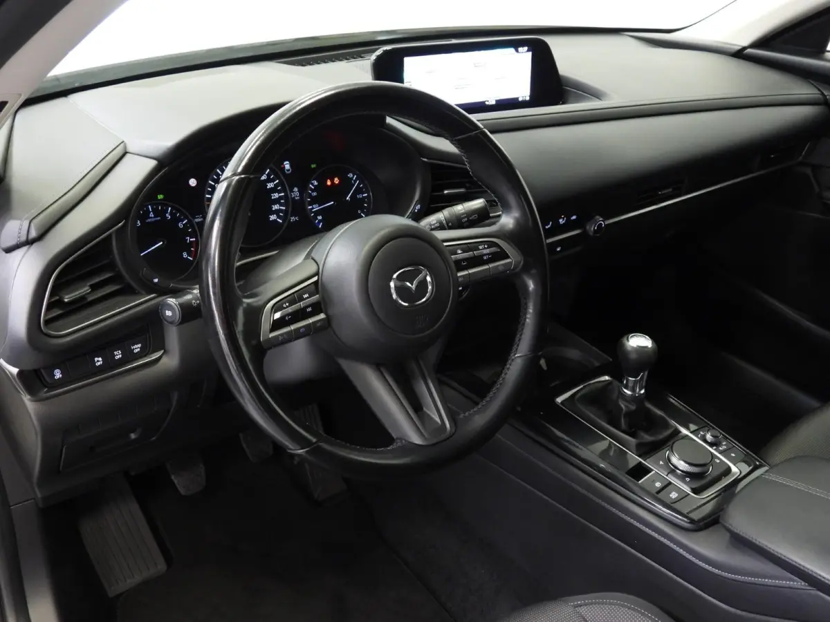 2.0 e-SkyActiv-X M Hybrid NAVI/TREKH./ADAPT.CRUISE/LED/16"LMV!
