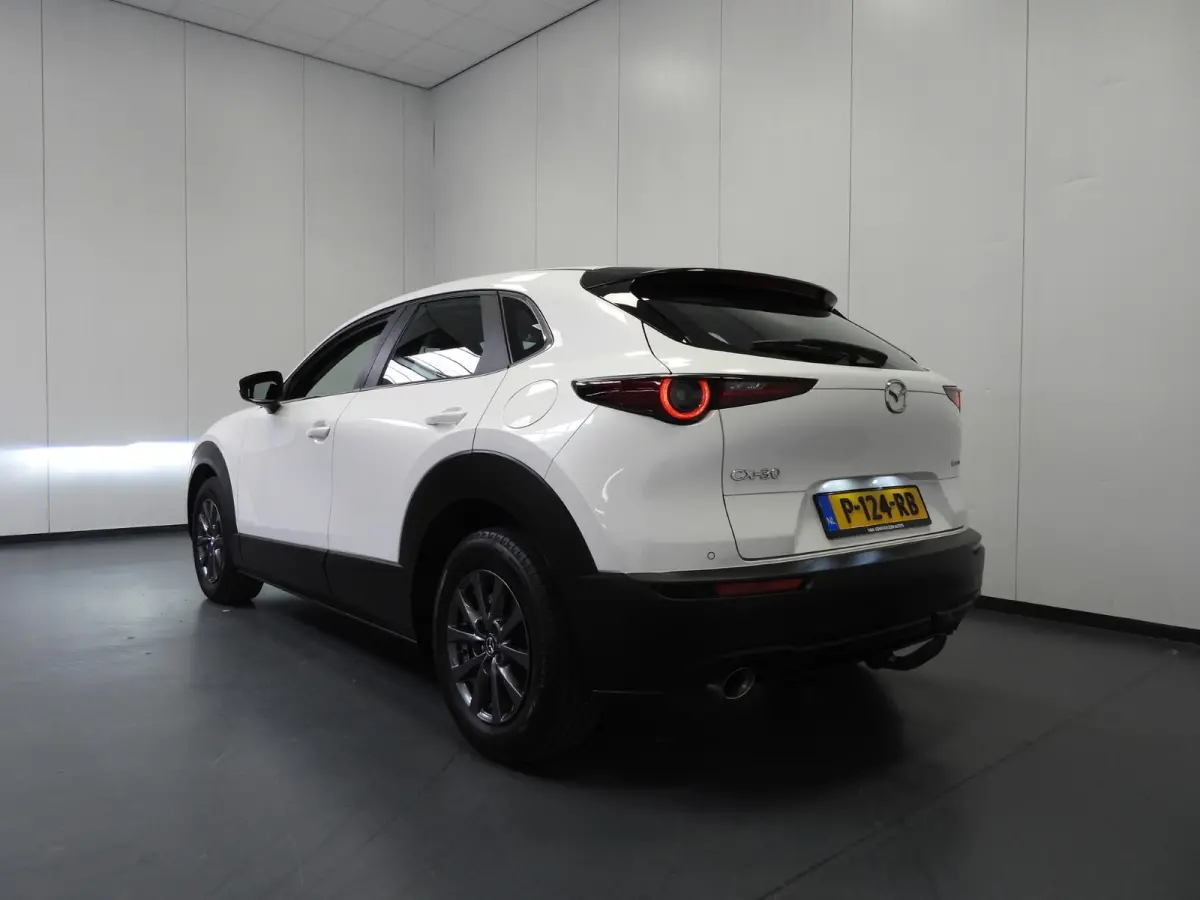 2.0 e-SkyActiv-X M Hybrid NAVI/TREKH./ADAPT.CRUISE/LED/16"LMV!