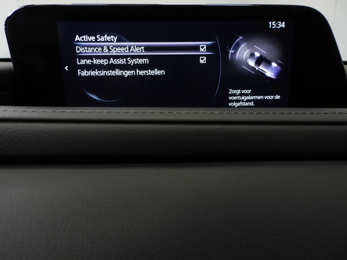 2.0 e-SkyActiv-X M Hybrid NAVI/TREKH./ADAPT.CRUISE/LED/16"LMV!