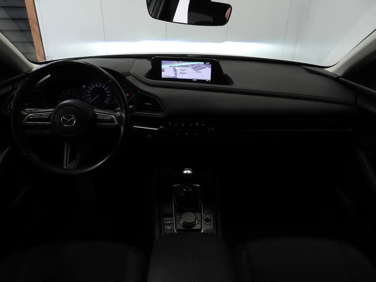 2.0 e-SkyActiv-X M Hybrid NAVI/TREKH./ADAPT.CRUISE/LED/16"LMV!