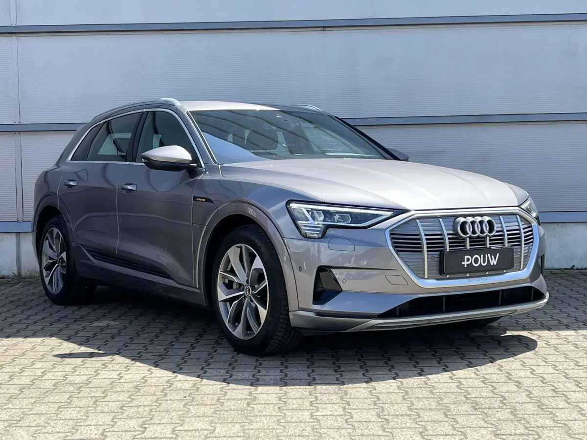 50 313pk quattro Business edition 71 kWh | SoH 93,6% | Trekhaak | Luchtvering | Navigatie
