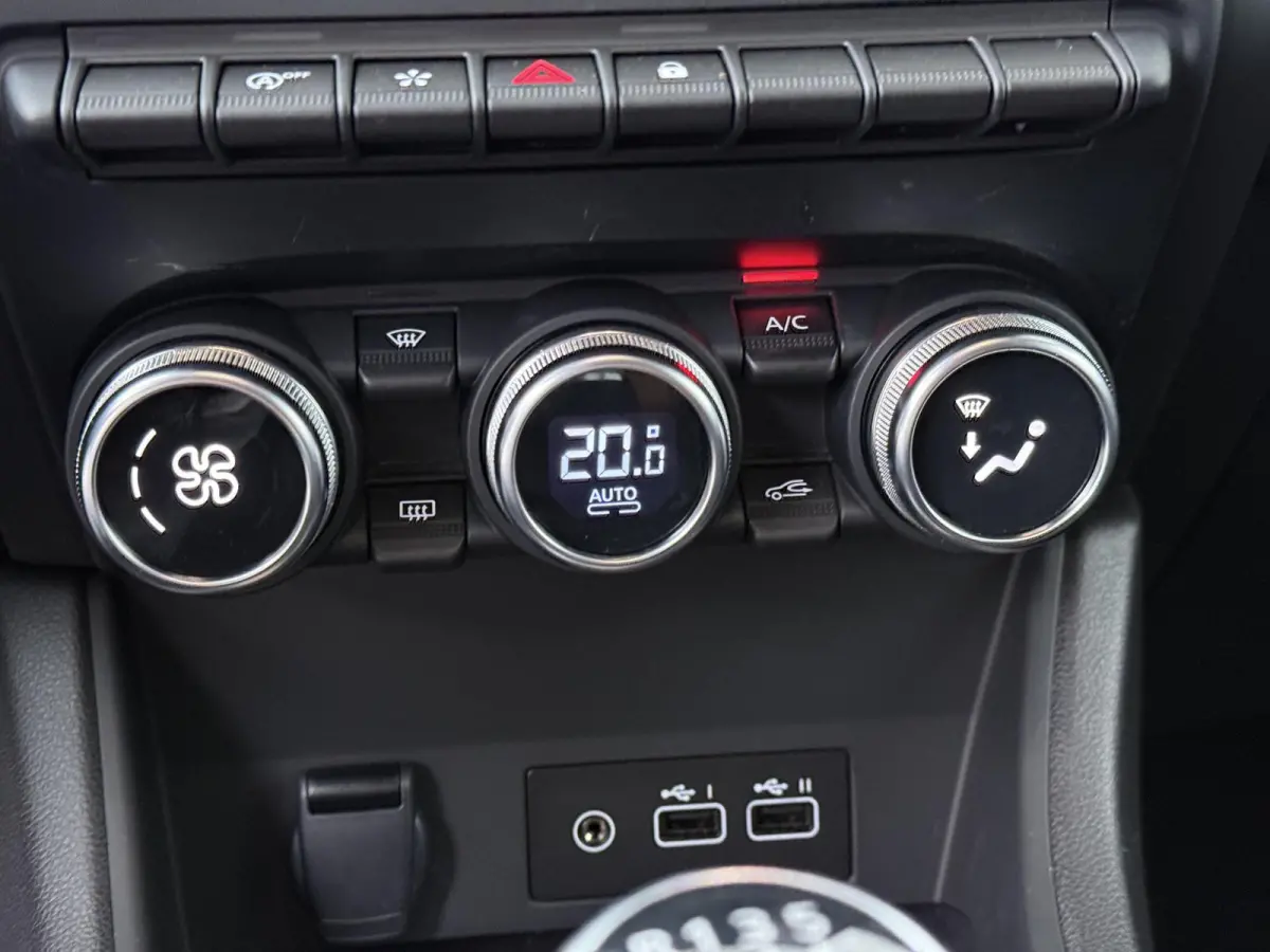 techno TCe 90 | Parkeercamera | Navigatie | Climate Control |