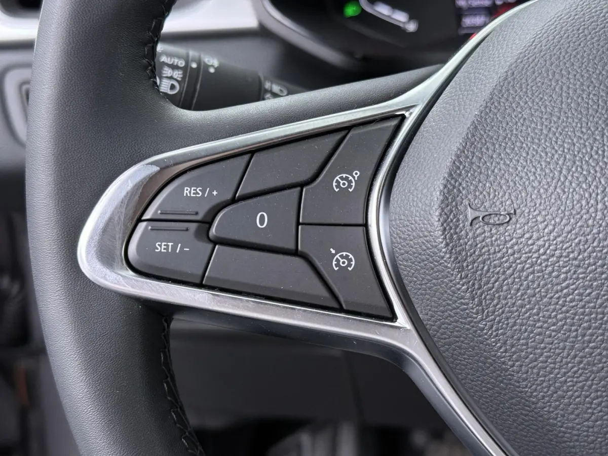 techno TCe 90 | Parkeercamera | Navigatie | Climate Control |