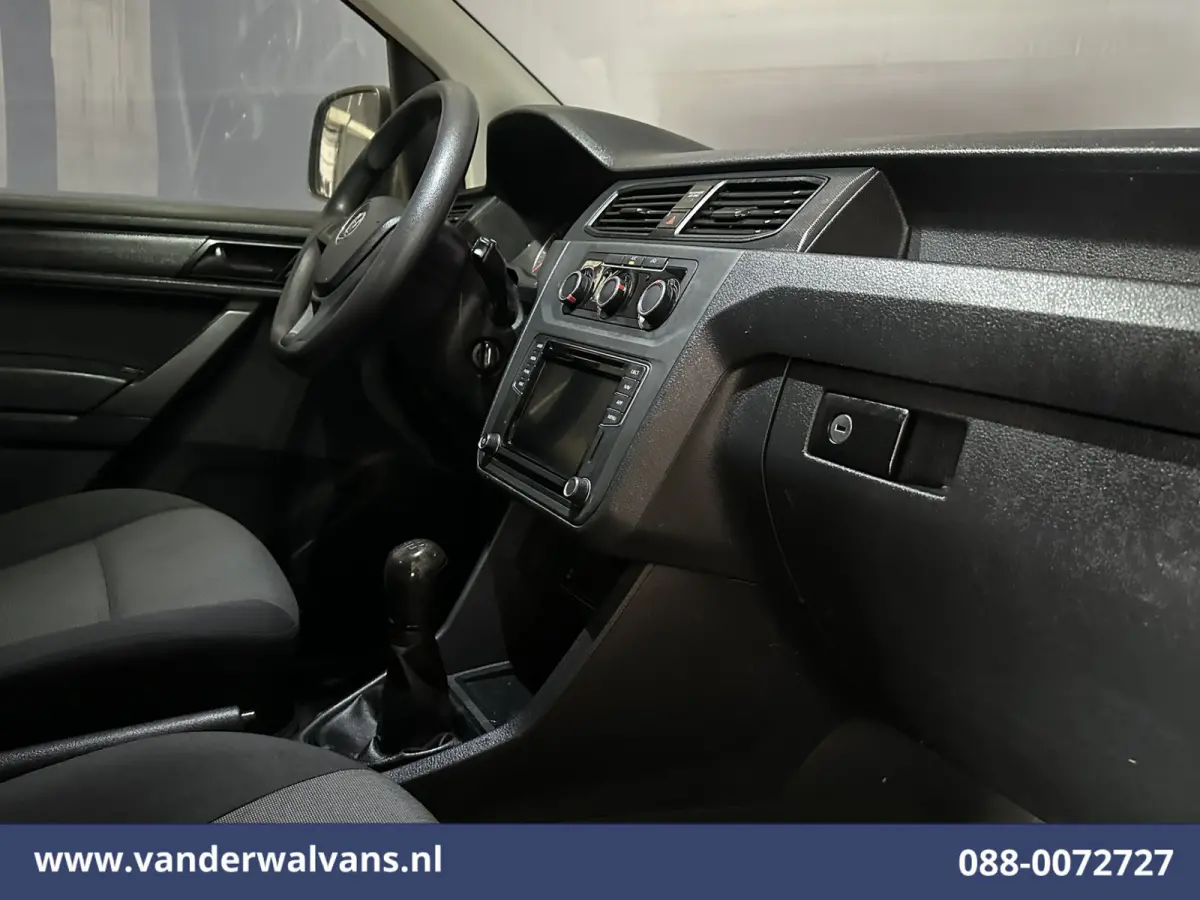 2.0 TDI 102pk L1H1 Euro6 Airco | Imperiaal | 1500kg Trekhaak | Cruisecontrol Parkeersensoren
