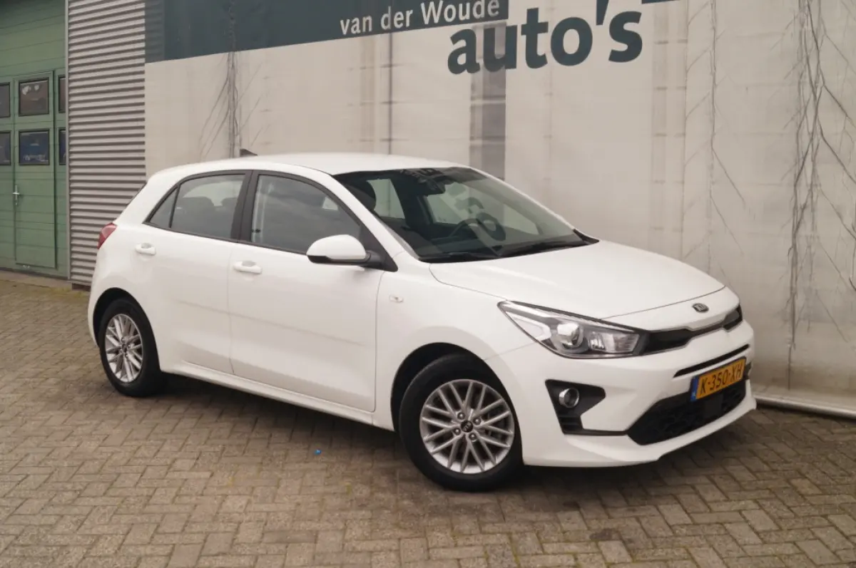 1.0 T-GDi MHEV DynamicLine -NAVI-ECC-LMV-CAM-