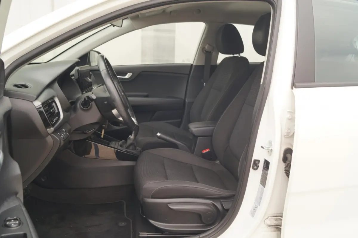 1.0 T-GDi MHEV DynamicLine -NAVI-ECC-LMV-CAM-