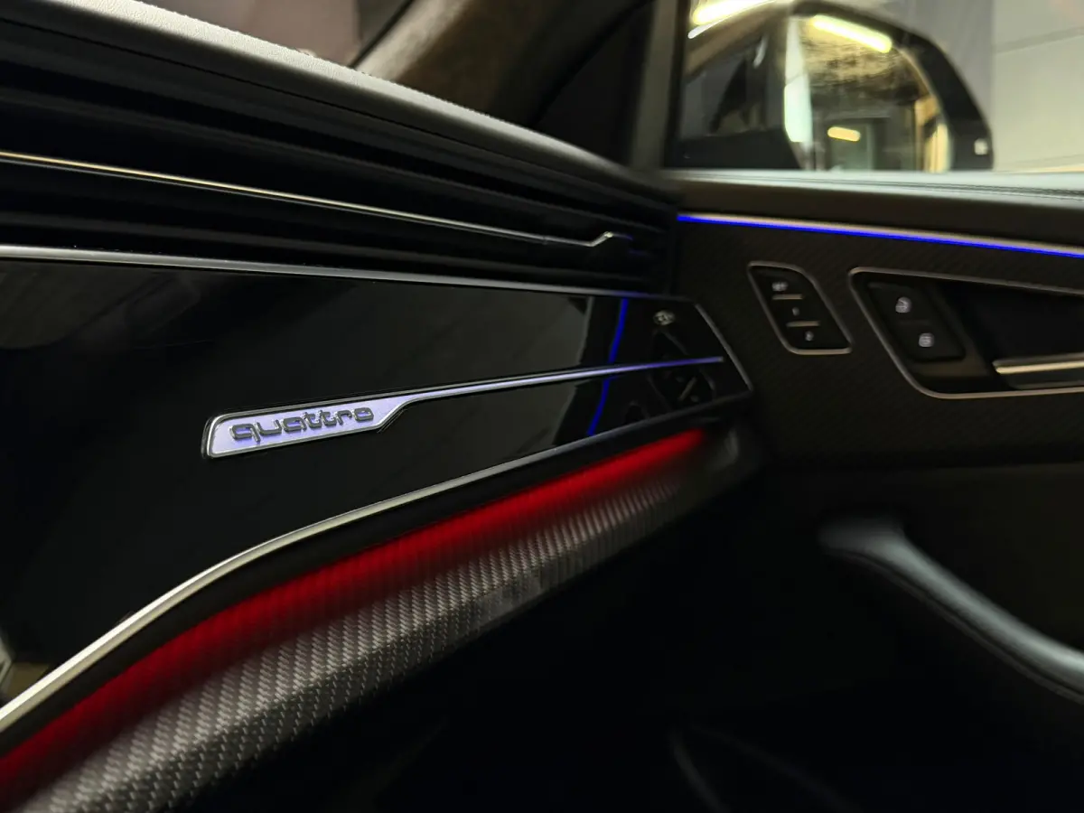 RSQ8 4.0 TFSI RS quattro PANO|CARBON|KERAMISCH|B&O|MASSAGE|SOFTCLOSE|360CAM|MEMORY|KEYLESS|DEALER ONDERHOUDEN|600PK|BOMVOL